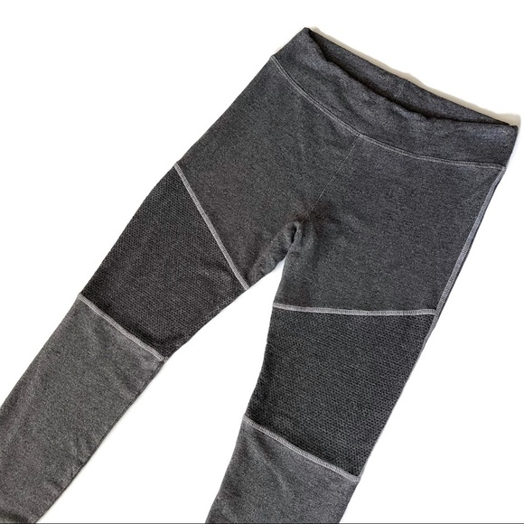 Sundry Mesh Yoga Leggings 2 Striped Leg Stretchy - Picture 5 of 9